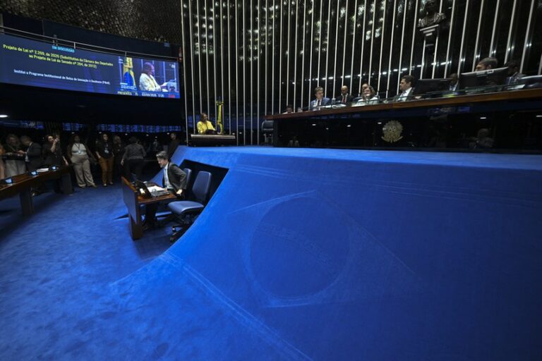 Plenário do Senado durante a discussão do projeto que institui o Pibid, em 3 de setembro, durante o esforço concentrado