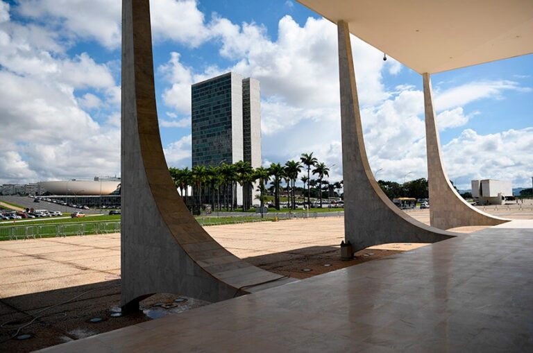 A reforma do Judiciário está entre os temas apontados como prioridade por senadores eleitos para a próxima legislatura.