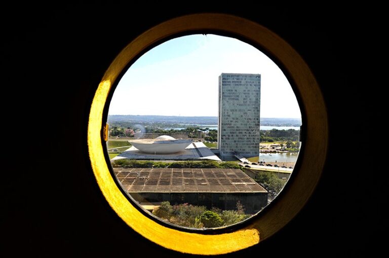 PL terá bancada de 121 deputados na Câmara; federação PT-PCdoB-PV terá 88 deputados